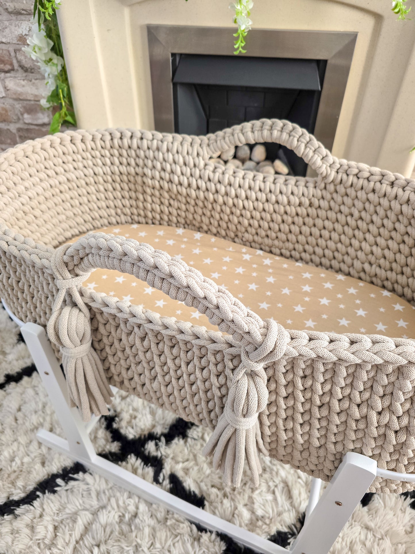 Half Moses Basket with Double or single Tassle