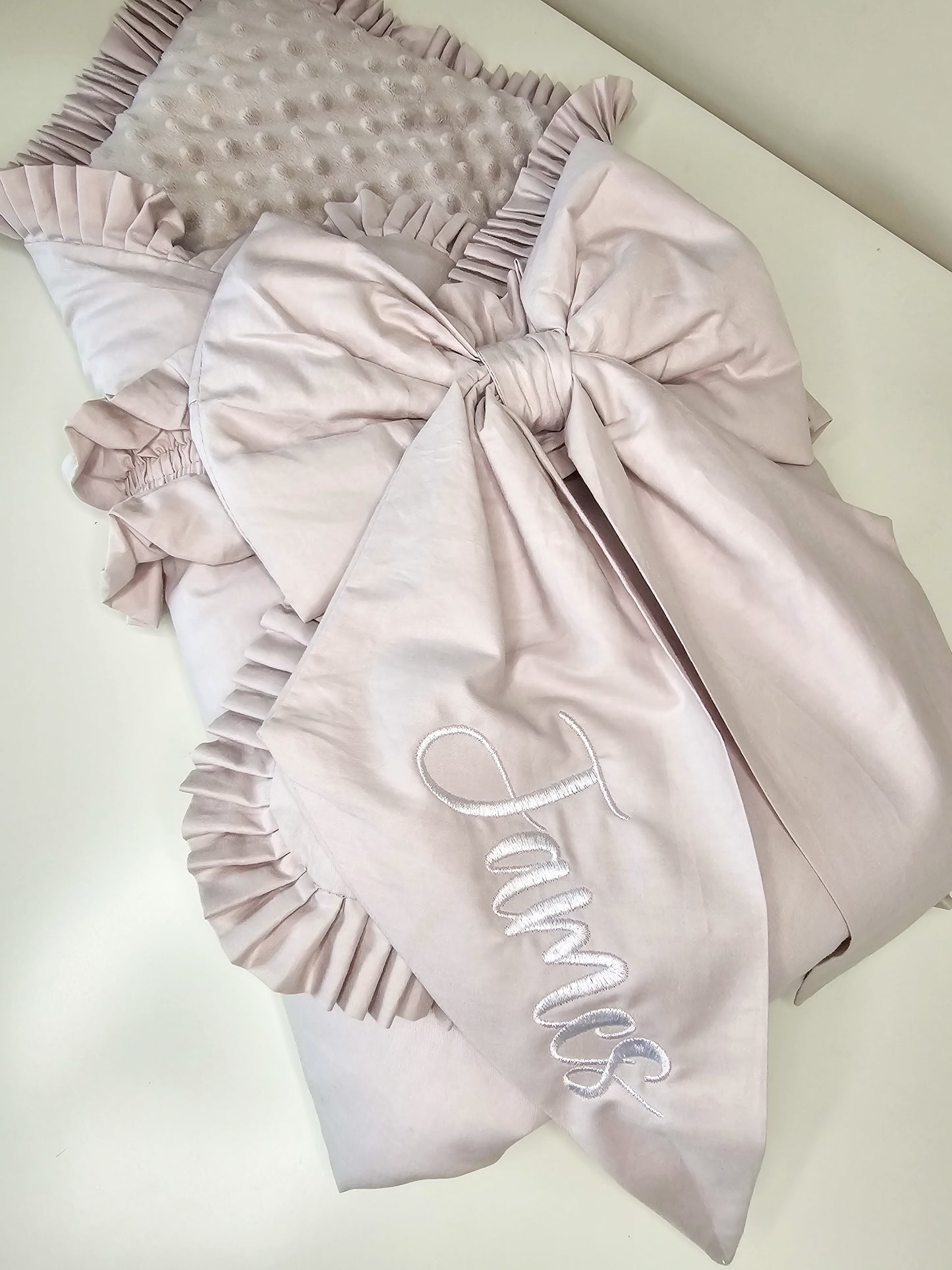 Baby Swaddle/Blanket with removable bow. (4 colours available)