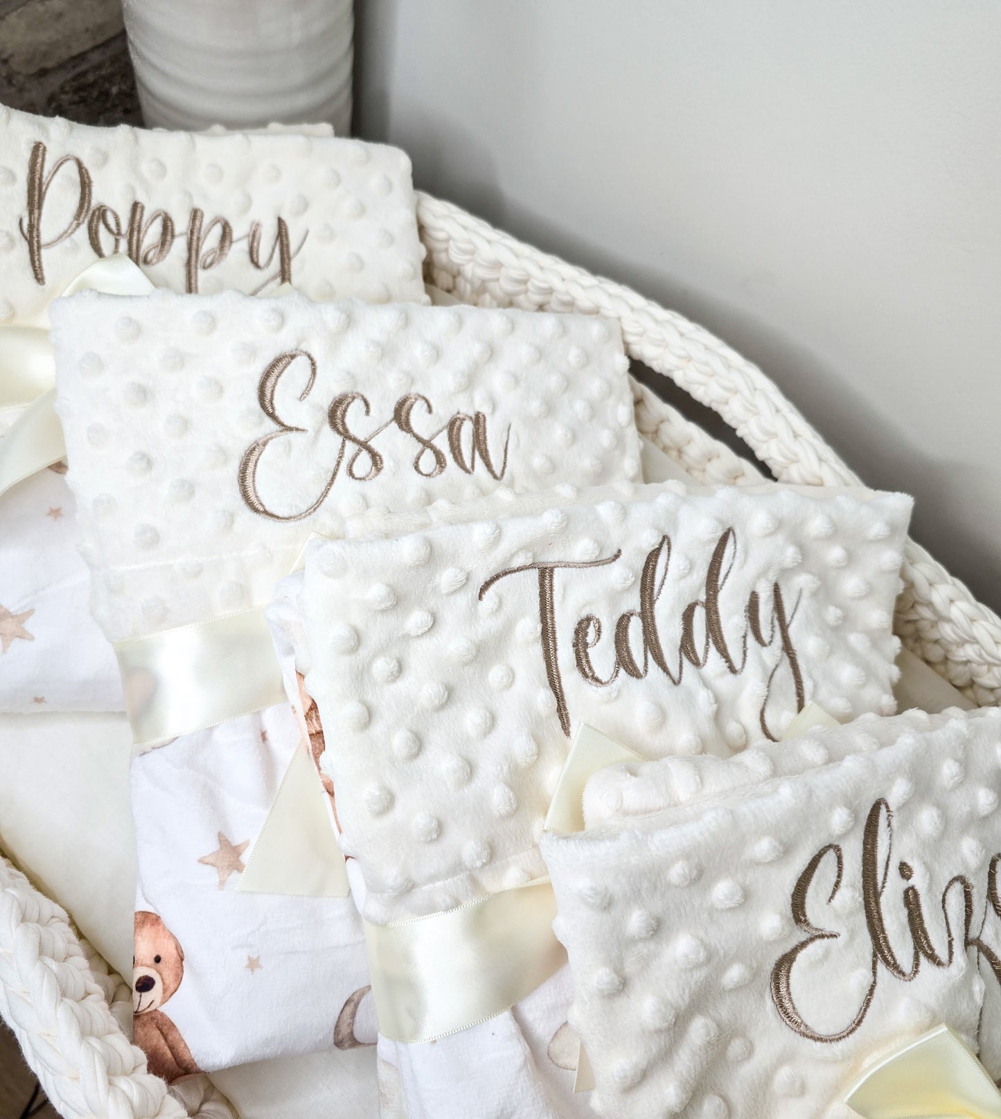 The Cosy Bear Baby Luxury Minky Blanket