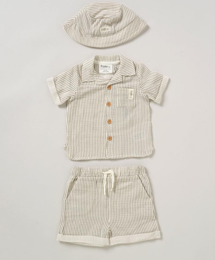 Short sleeve crinkle muslin gauze shirt and matching shorts.