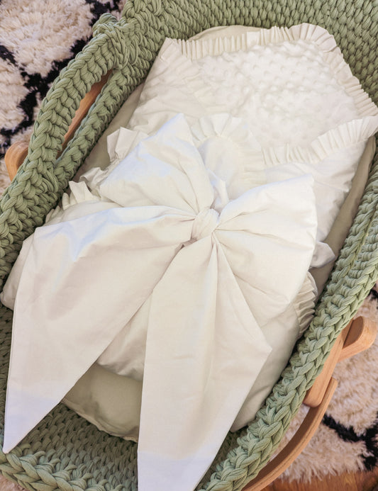 Baby Swaddle/Blanket with removable bow. (4 colours available)